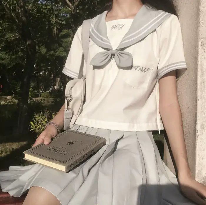 双面艾莉丝